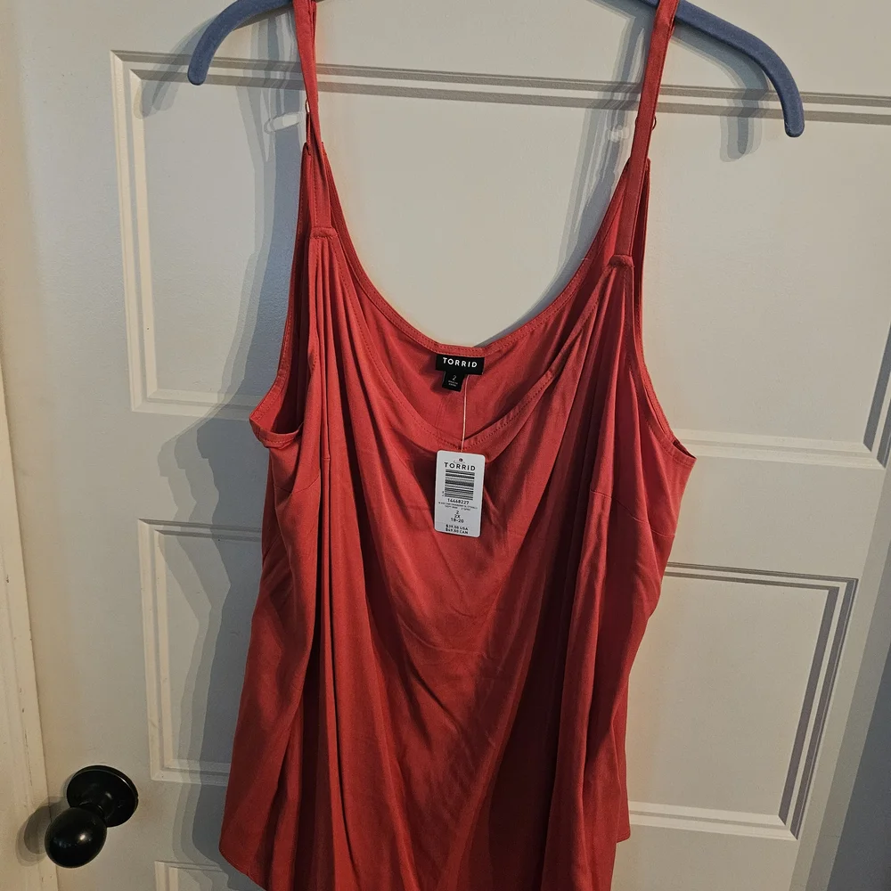 Torrid Red Tank Top - Picture 1 of 3